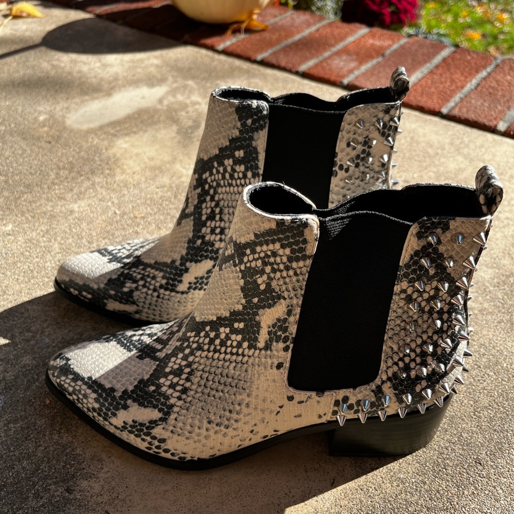 Design Lab Python studded boot size 7 unworn - Picture 2 of 3